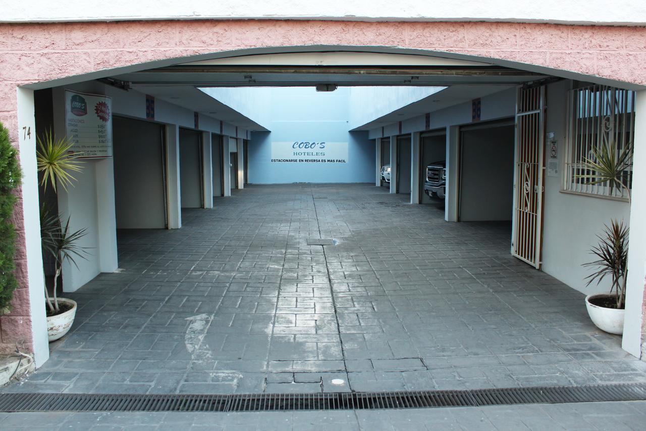 Cobo'S Auto Motel Tlaltenago Tlaltenango de Sanchez Roman Buitenkant foto